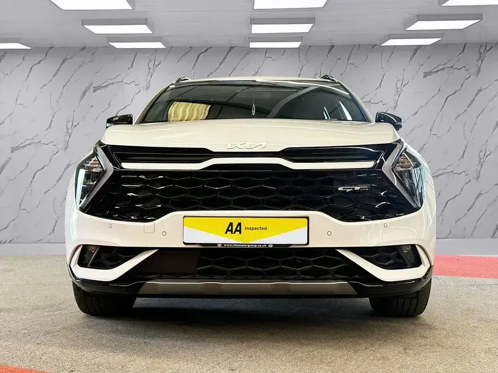 Used Kia Sportage GT-Line 226 HP (166 kW) 2023 White SUV