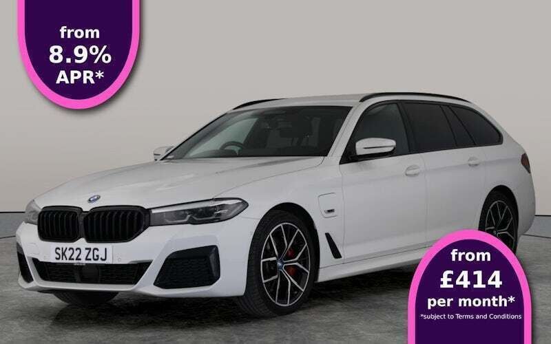 Used 2024 BMW 530e M Sport Estate | £27,190 (Super price) - Image 1/3