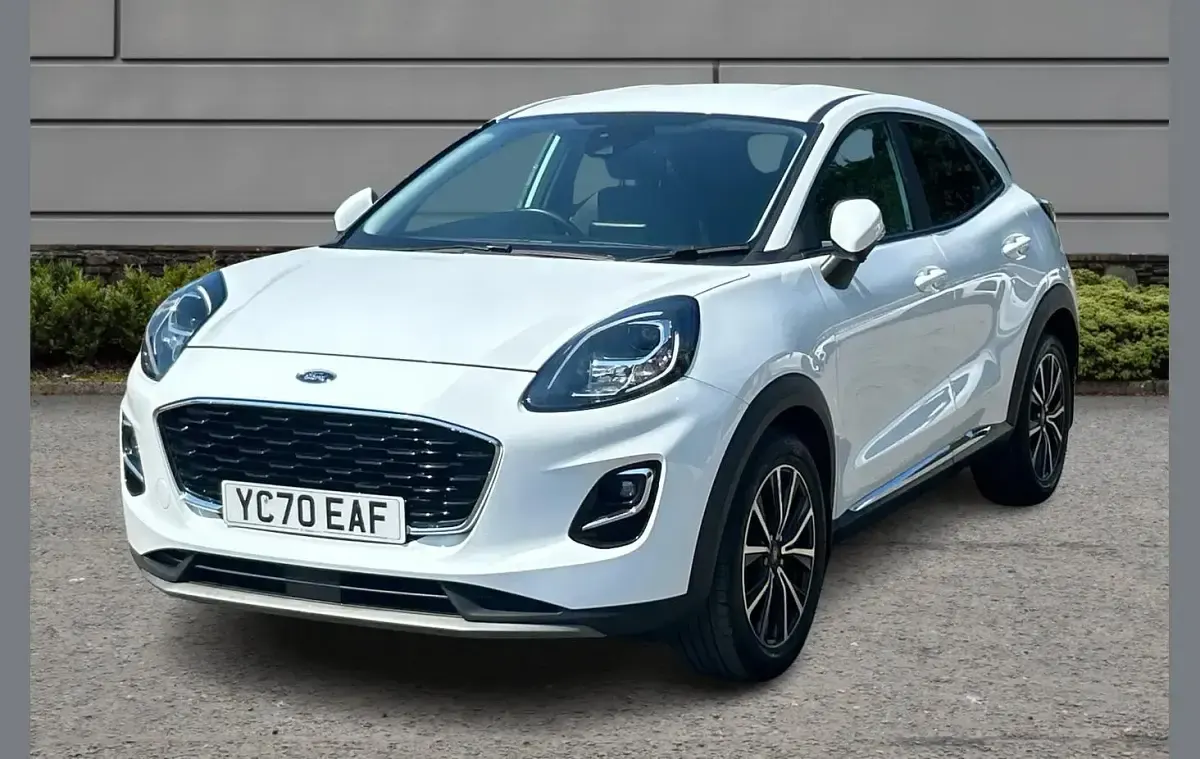 Used Ford Puma Titanium 123 HP (90 kW) 2020 White SUV