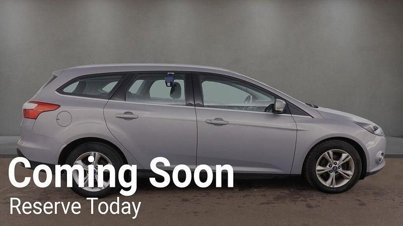Used Ford Focus Zetec 2013 Silver Estate