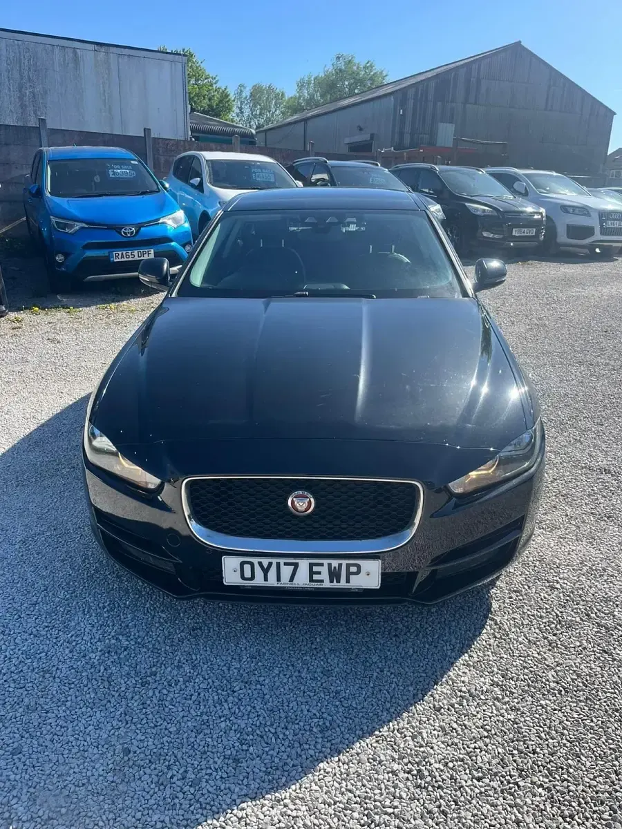 Used Jaguar XE Prestige 163 HP (119 kW) 2017 Black Sedan