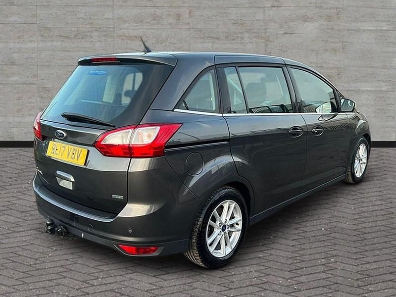 Used Ford Grand C-Max Zetec 125 HP (91 kW) 2017 Grey MPV