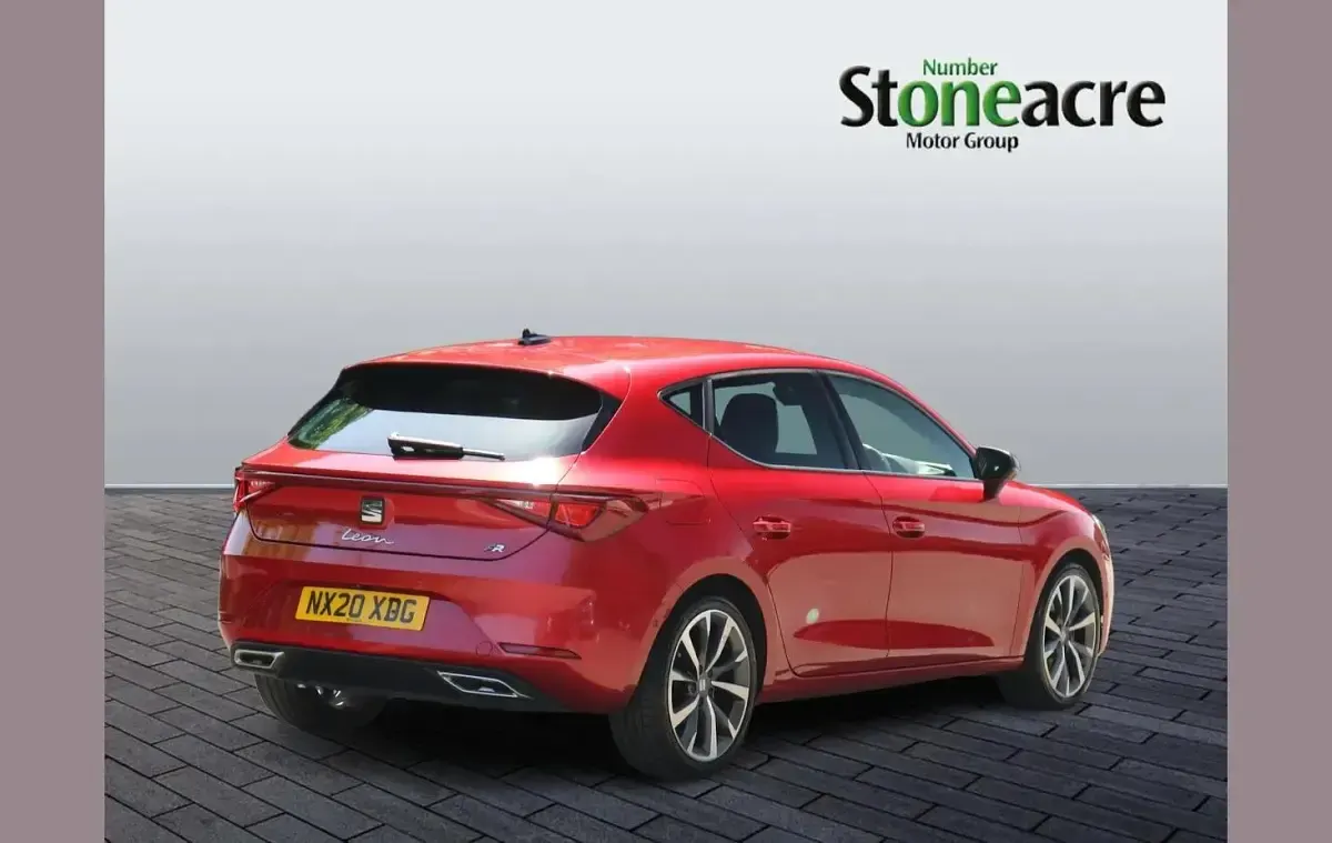 Used Seat Leon FR First Edition 272 HP (200 kW) 2020 Red Hatchback