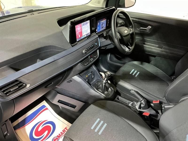 Used Ford Transit Active 125 HP (91 kW) 2024 Blue Van