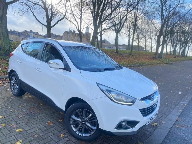 White Used 2014 Hyundai ix35 SE SUV | £2,495 (Good price) - Image 1/4