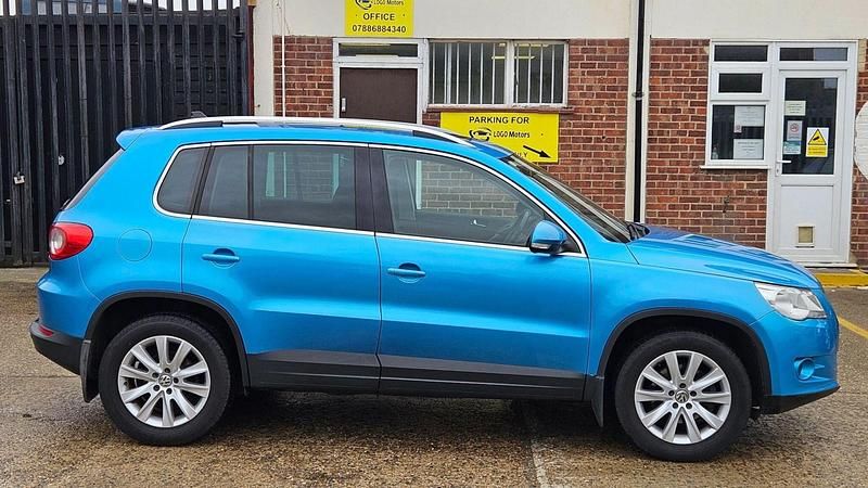 Used VW Tiguan SE 200 HP (147 kW) 2009 Blue SUV