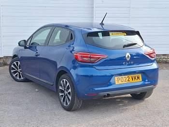 Used Renault Clio V Iconic 90 HP (66 kW) 2022 Blue Hatchback
