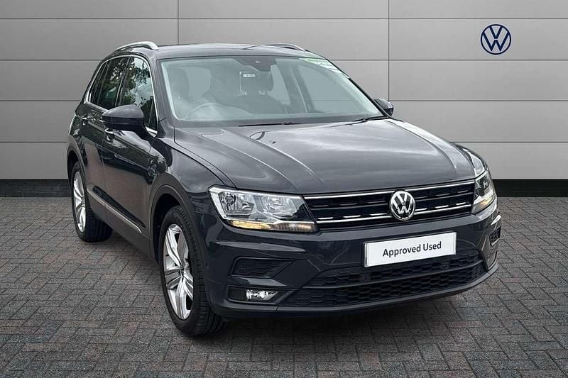 Grey Used 2020 VW Tiguan Match SUV | £17,450 (Fair price) - Image 1/4