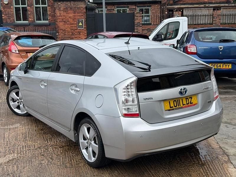 Used Toyota Prius 2011 Silver Hatchback