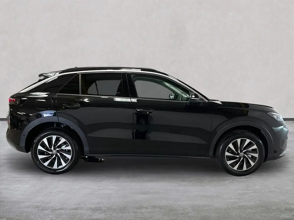 New VW T-Roc Life 2026 Black SUV