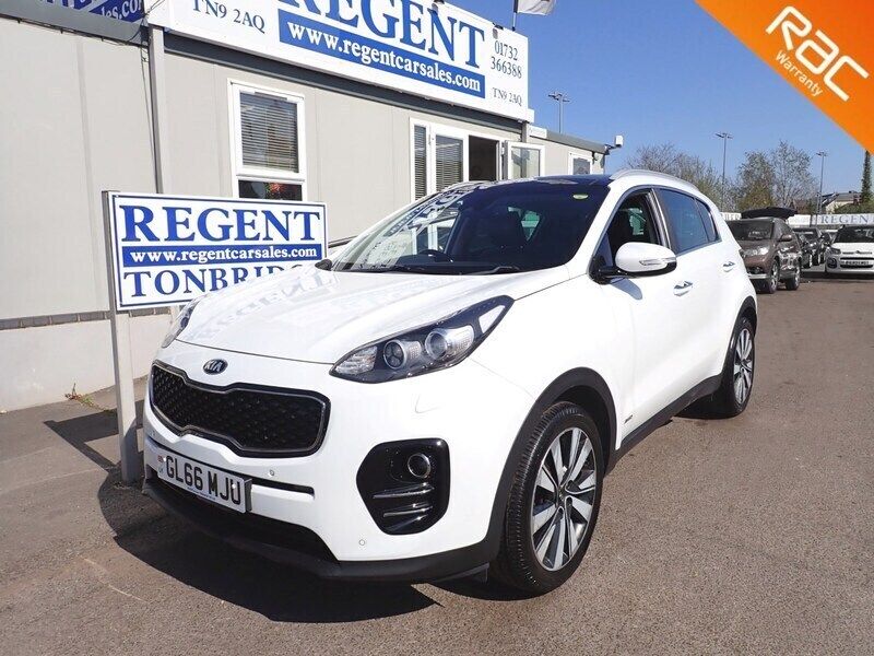 White Used 2016 Kia Sportage 2 SUV | £11,995 (A bit pricey) - Image 1/4