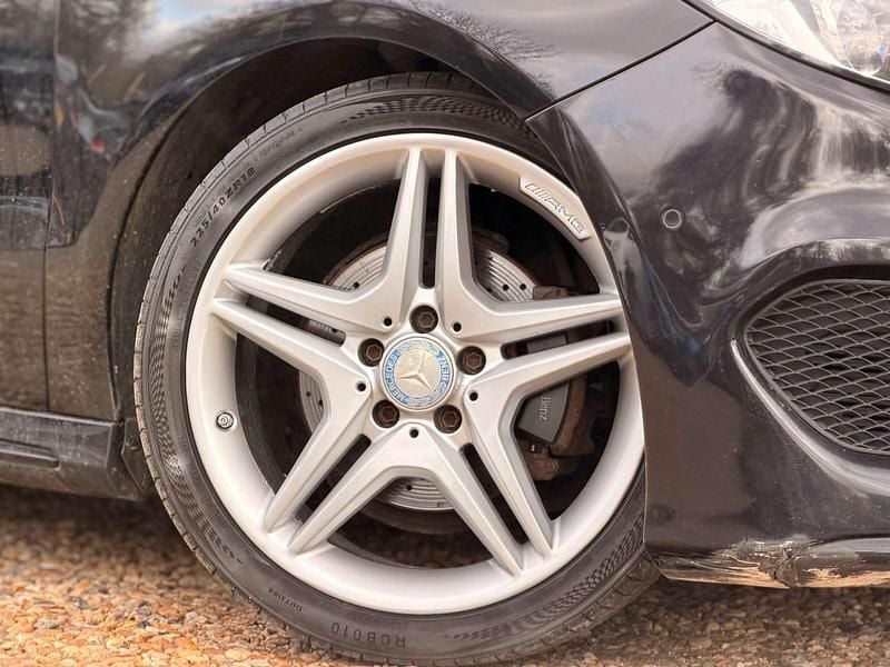 Used Mercedes B180 AMG Line Premium 109 HP (80 kW) 2015 Black MPV