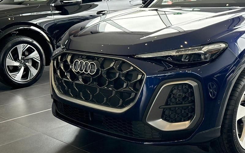 New Audi Q5 S-Line 204 HP (150 kW) 2025 SUV