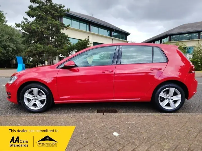 Used VW Golf VII Match 2015 Red Hatchback