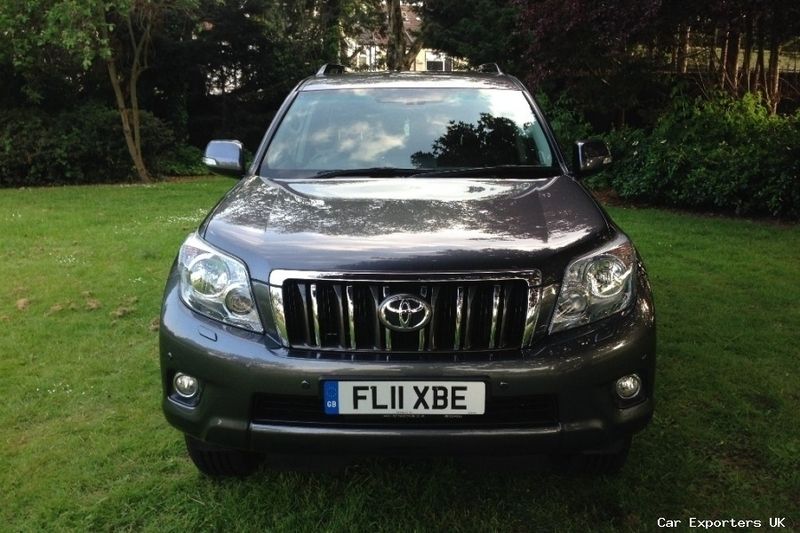 Used Toyota Land Cruiser 190 HP (139 kW) 2011 SUV