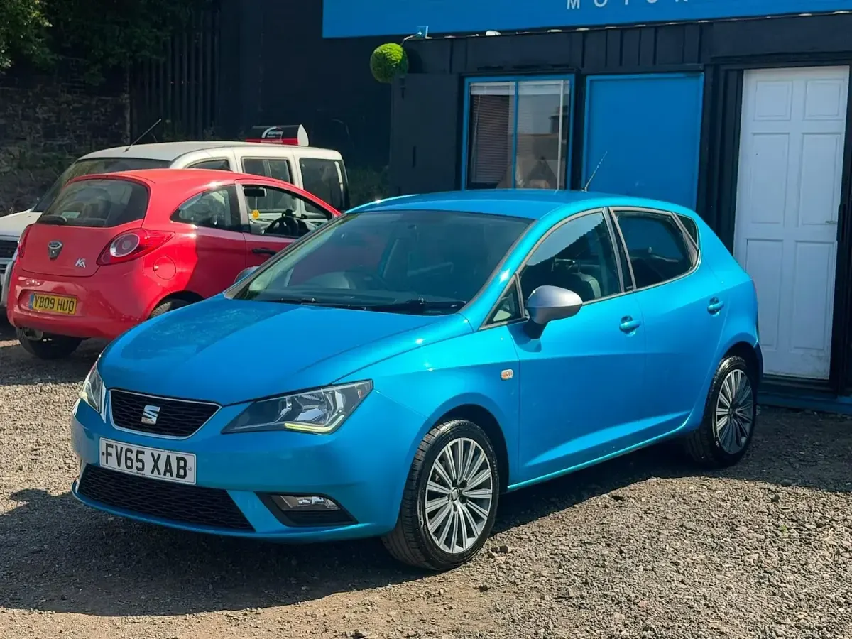 Used Seat Ibiza CONNECT 2015 Blue Hatchback