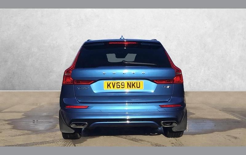 Used Volvo XC60 R-Design Pro 385 HP (283 kW) 2019 Blue SUV