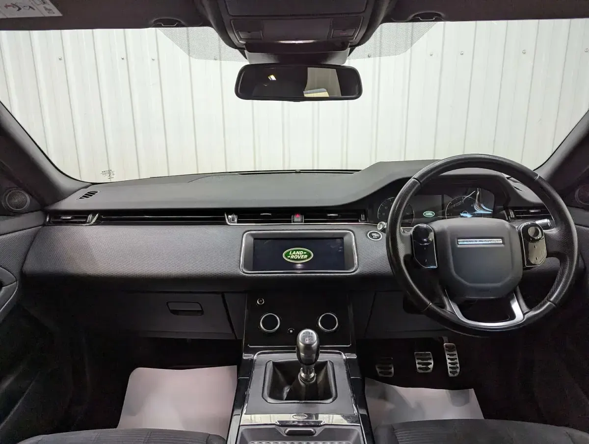 Used Land Rover Range Rover evoque R-Dynamic 2019 White SUV