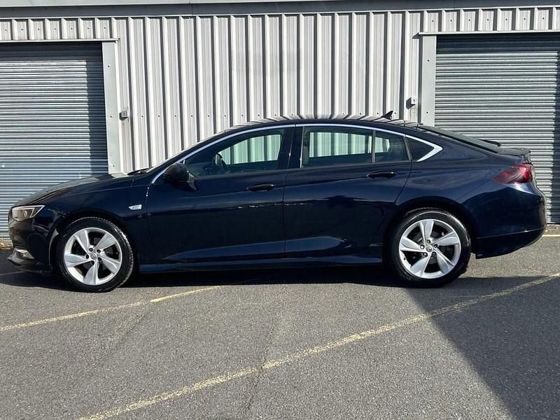 Used Vauxhall Insignia Sport 165 HP (121 kW) 2019 Blue Hatchback