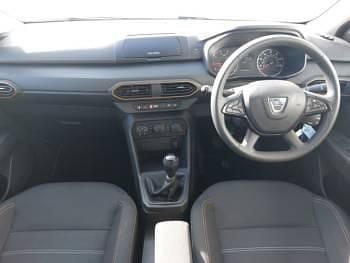 Used Dacia Sandero Essentiel 91 HP (66 kW) 2021 Orange Hatchback