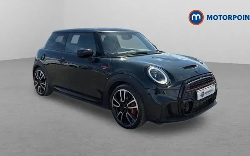 Begagnad Mini John Cooper Works Comfort 231 HK (169 kW) 2022 Halvkombi
