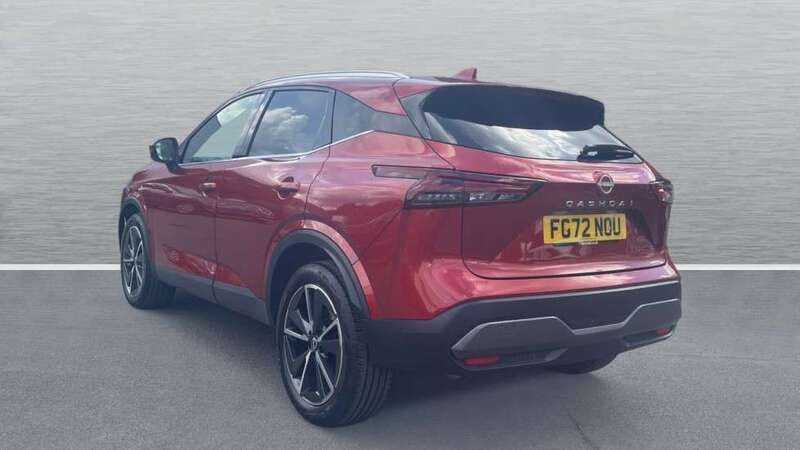 Used Nissan Qashqai Tekna 156 HP (114 kW) 2022 Red SUV