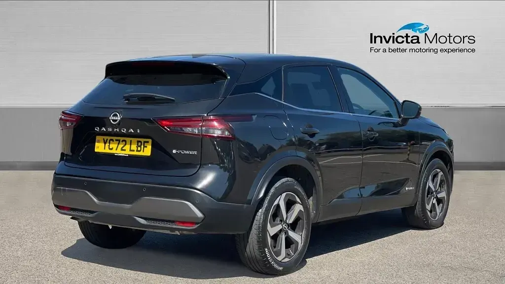 Used Nissan Qashqai N-Connecta 190 HP (139 kW) 2023 Black SUV