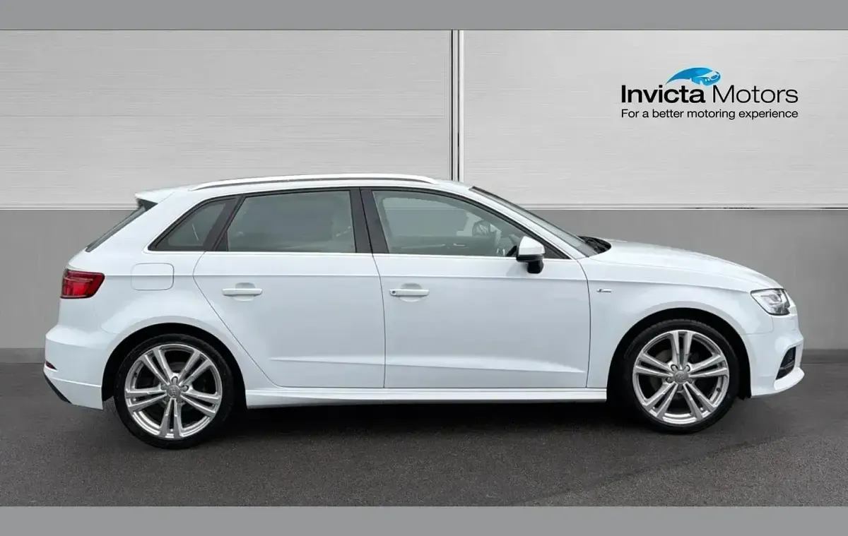 Used Audi A3 S-Line 150 HP (110 kW) 2018 Glacier white Sedan