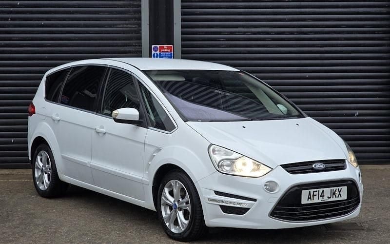 Used Ford S-MAX Titanium 163 HP (119 kW) 2014 White MPV