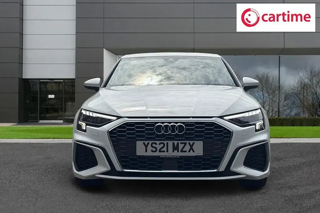 Used Audi A3 Sportback S-Line 150 HP (110 kW) 2021 White Hatchback