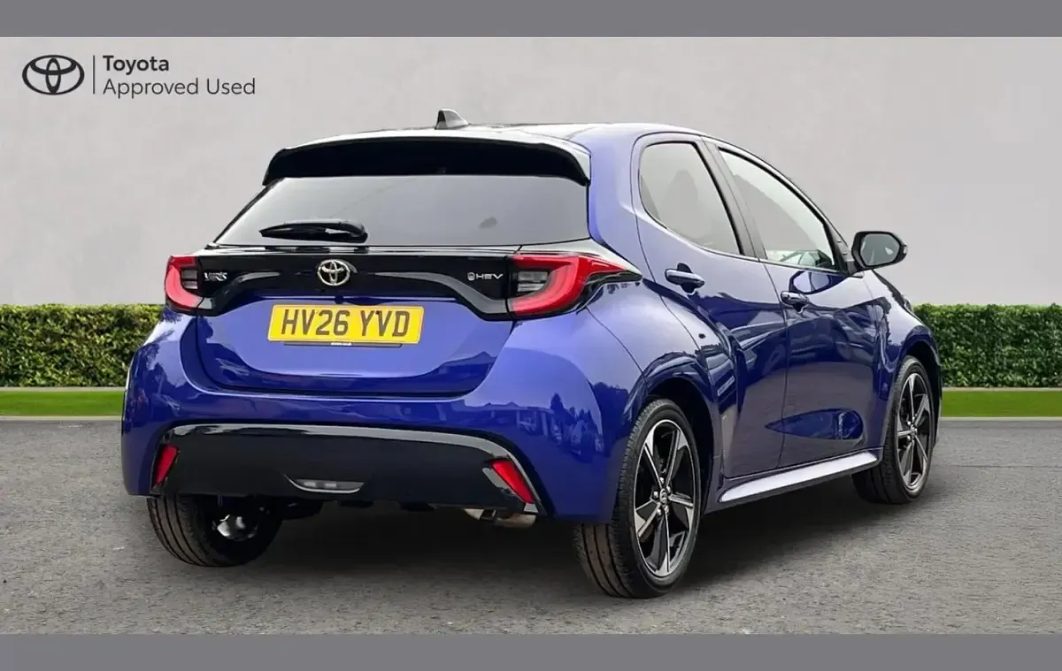 New Toyota Yaris 128 HP (94 kW) 2026 Blue Hatchback
