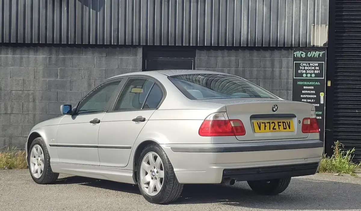 Used BMW 318 Comfort Edition 1999 Silver Sedan