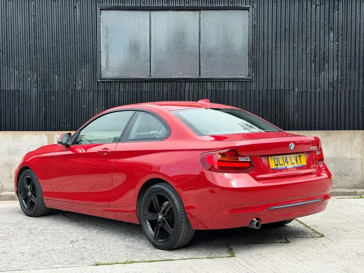 Used BMW 218 Sport Line 2014 Red Coupe