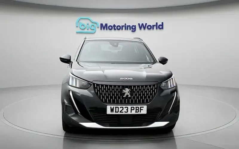 Used Peugeot 2008 GT 131 HP (96 kW) 2023 Black SUV