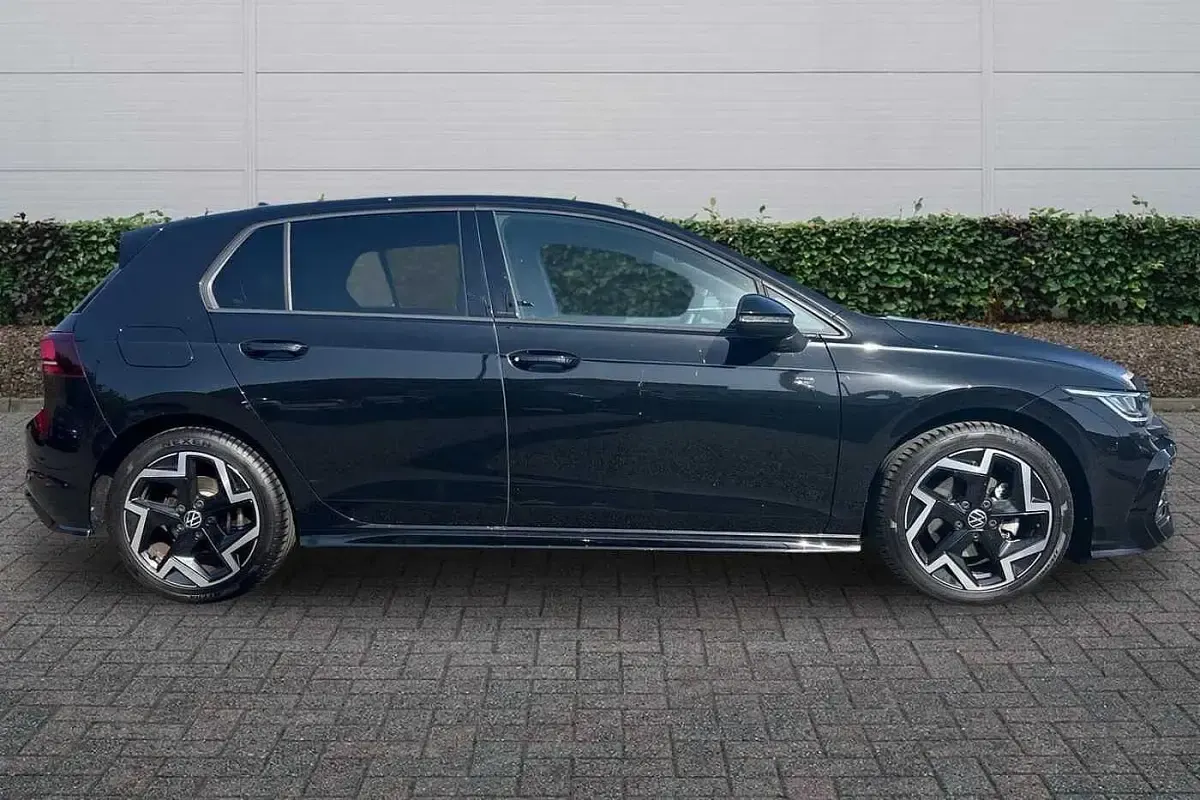 Used VW Golf VIII R-line 150 HP (110 kW) 2024 Black Hatchback
