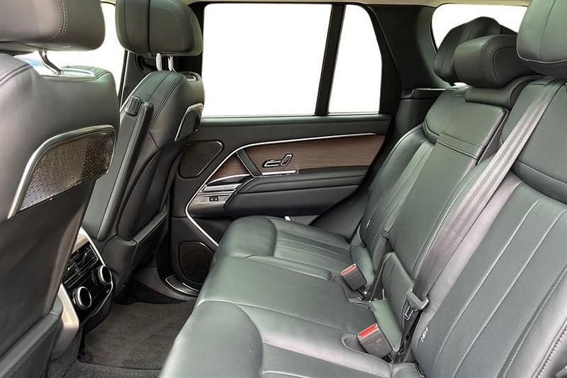 Used Land Rover Range Rover Autobiography 350 HP (257 kW) 2023 Charente grey SUV