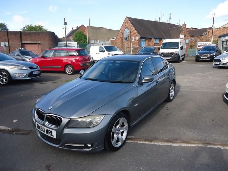 Used BMW 318 Exclusive 143 HP (105 kW) 2010 Grey Sedan