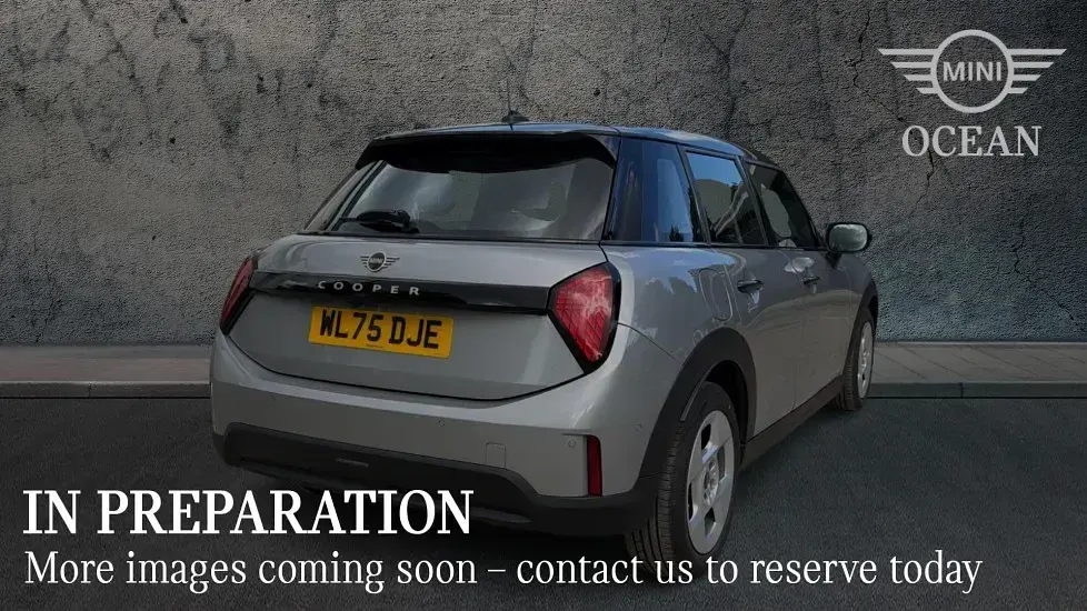 Used Mini Cooper Hatch 113 kW (154 HP) 2026 Silver Hatchback