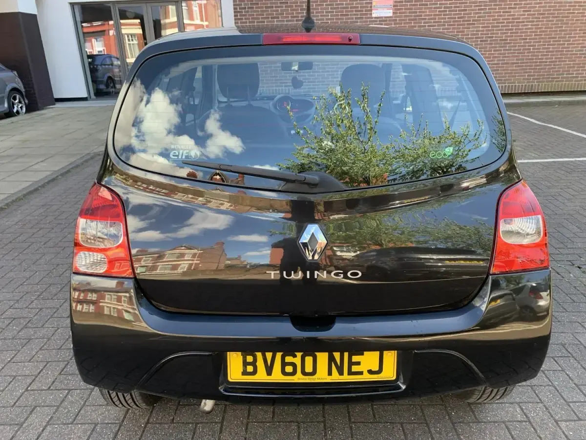 Używany Renault Twingo 2010 Czarny Hatchback