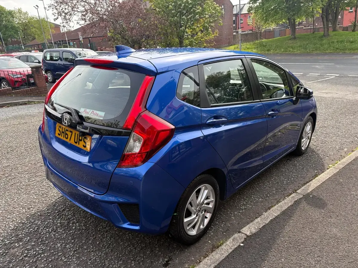 Used Honda Jazz SE 102 HP (75 kW) 2017 Blue Hatchback