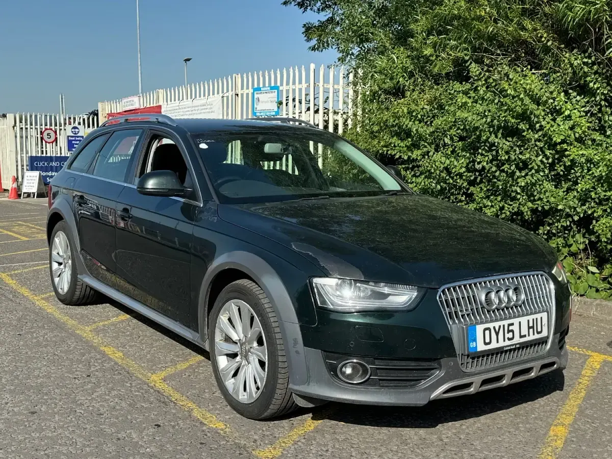 Used Audi A4 Allroad Comfort 245 HP (180 kW) 2015 Green Estate