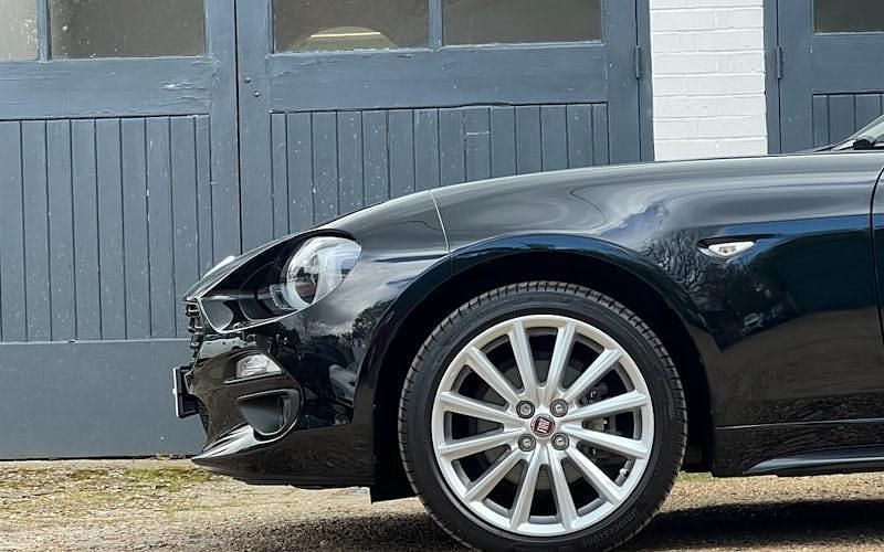 Used Fiat 124 Spider Lusso Plus 140 HP (102 kW) 2017 Cabriolet