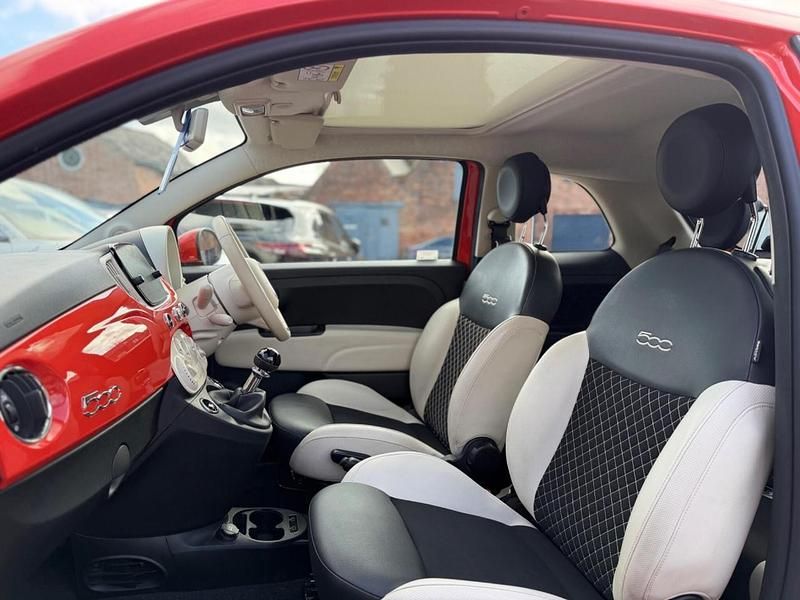 Used Fiat 500 Dolcevita 70 HP (51 kW) 2022 Red Hatchback