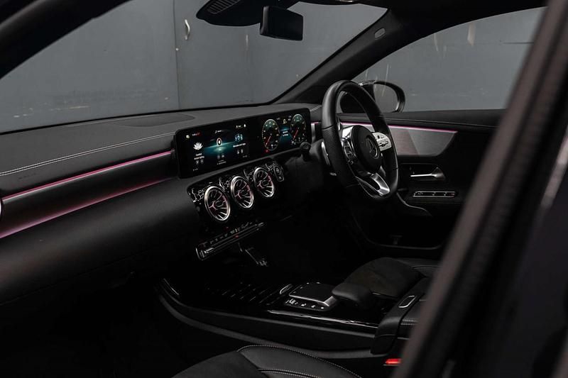 Used Mercedes A180 Executive 136 HP (100 kW) 2022 Black Hatchback