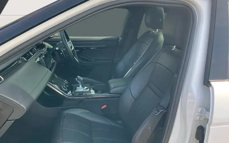 Used Land Rover Range Rover evoque HSE Dynamic 207 HP (152 kW) 2022 White SUV