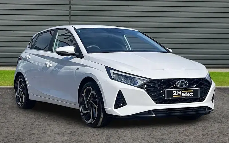 Used Hyundai i20 Premium 101 HP (74 kW) 2023 Hatchback