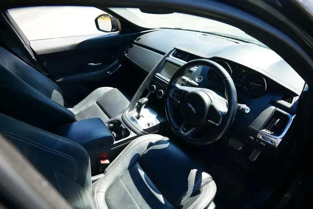 Used Jaguar E-Pace R-Dynamic 240 HP (176 kW) 2019 Grey SUV