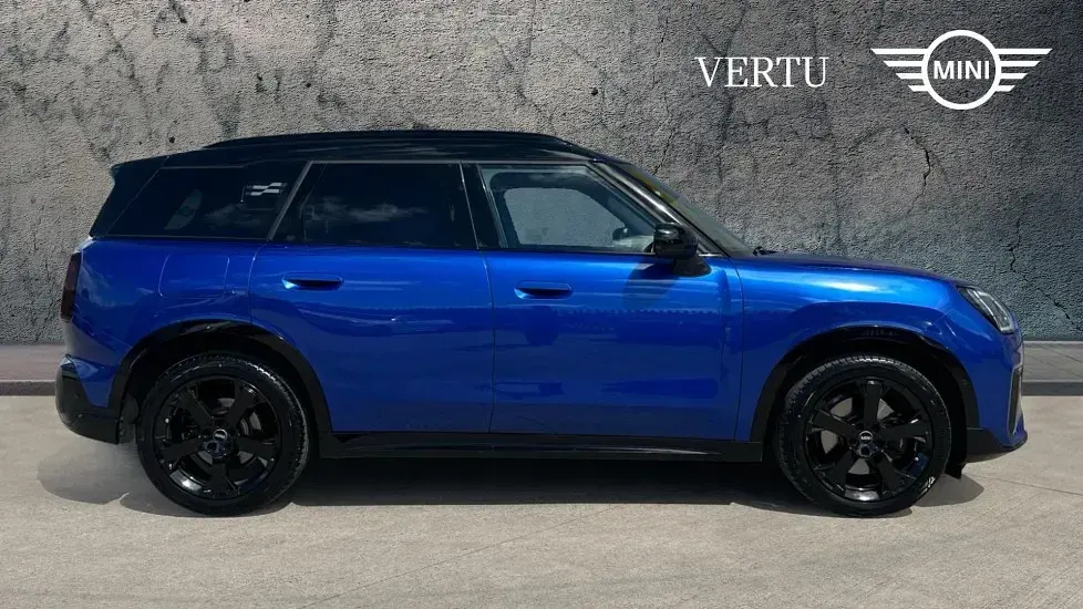 Used Mini Countryman Sport 170 HP (125 kW) 2025 Blue SUV