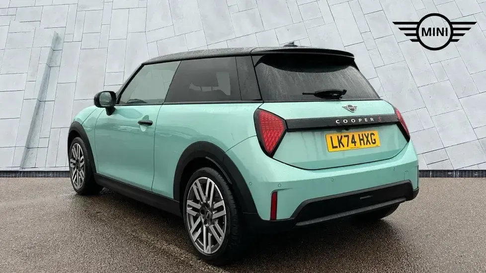 Used Mini Cooper S Hatch 201 HP (147 kW) 2024 Green Hatchback