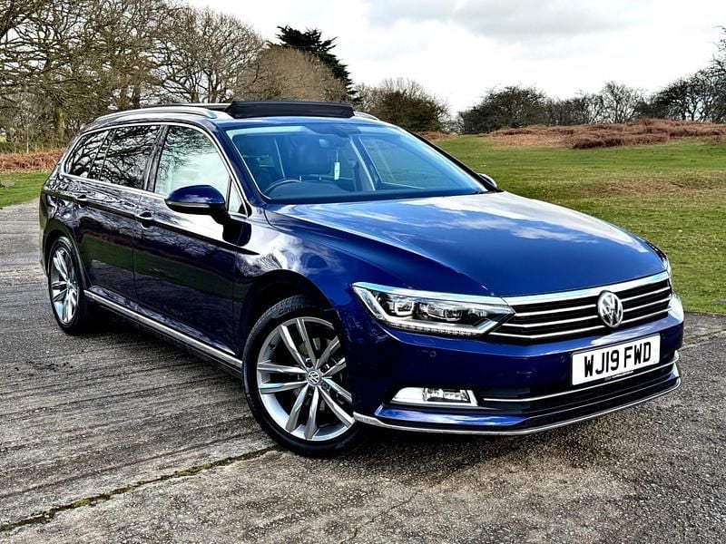 Used VW Passat GT 190 HP (139 kW) 2019 Blue Estate